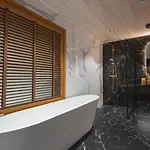 Royal Penthouse アパート *
